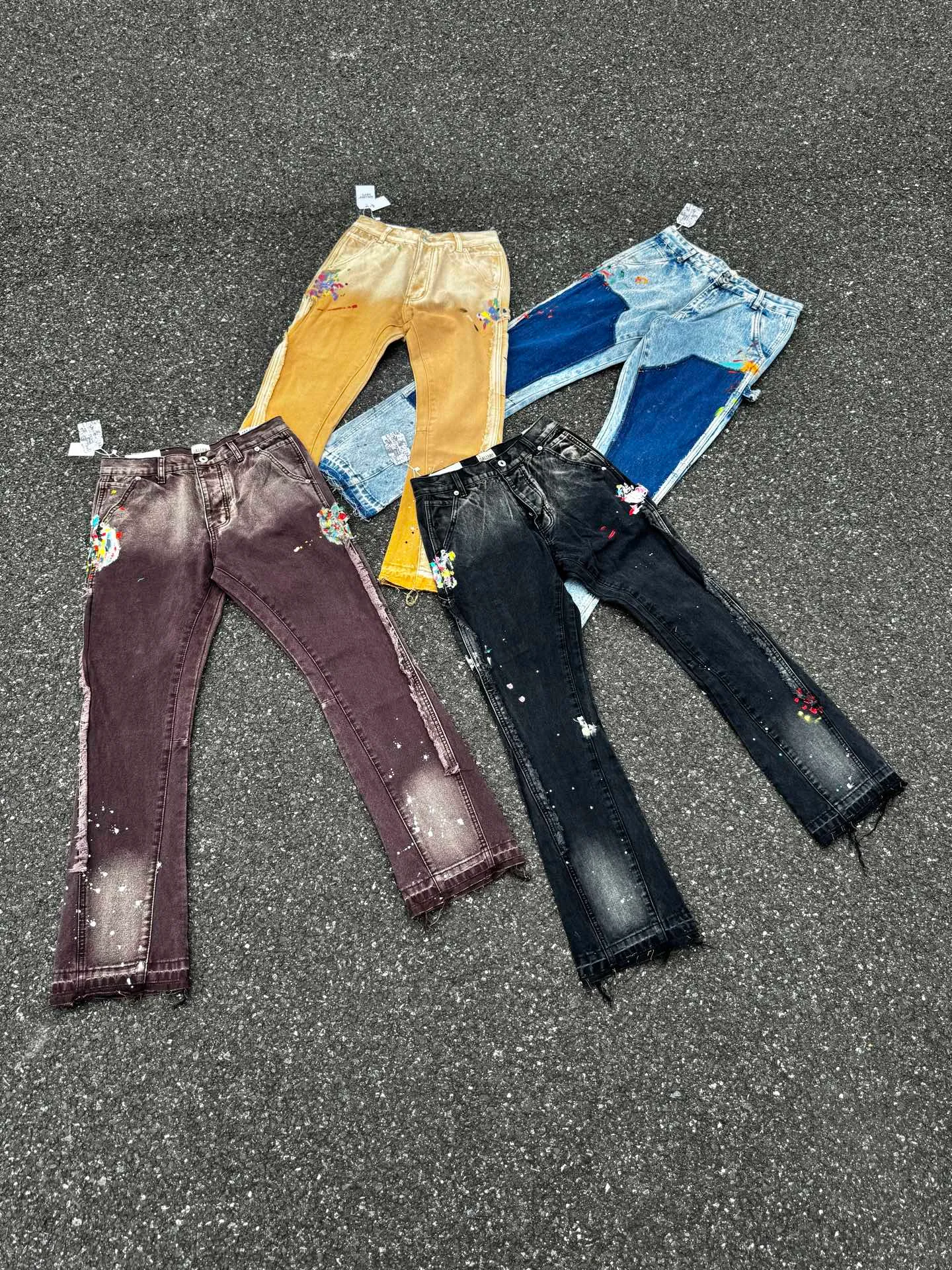P250 (G95 black) (G90 burgundy) (G94 blue) (G91 khaki) GALLERY DEPT. Spliced ​​patchwork splash-ink denim flared pants washed and distressed spliced ​​jeans logging micro-flared jeans men and women same style Code number: 28 30 32 34 36